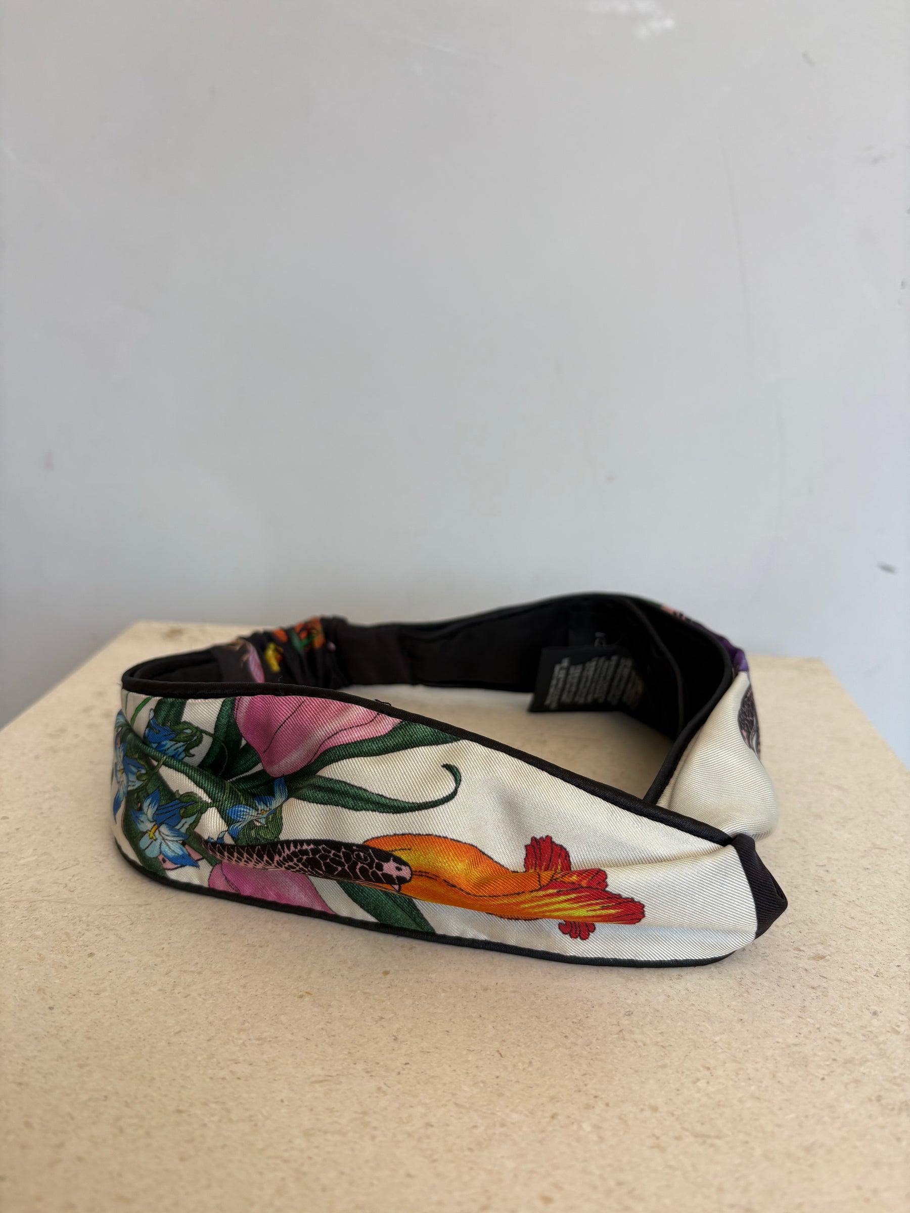 Gucci White and Black Silk Bloom Headband