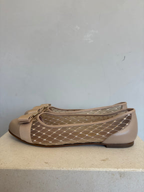 Ferragamo Beige Net Bow Ballet Flats, 8.5