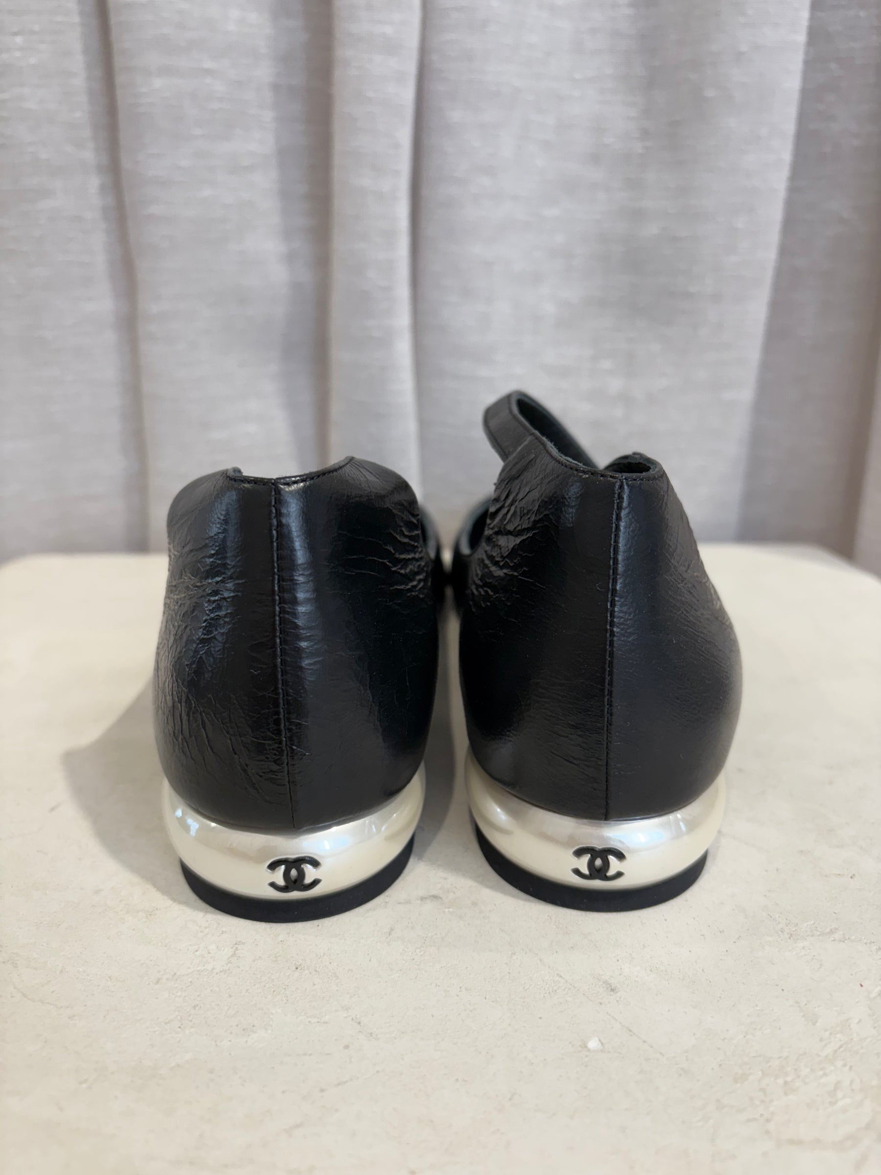 Chanel Black Crinkle Leather Pearl Heel Mary Janes, 41 C