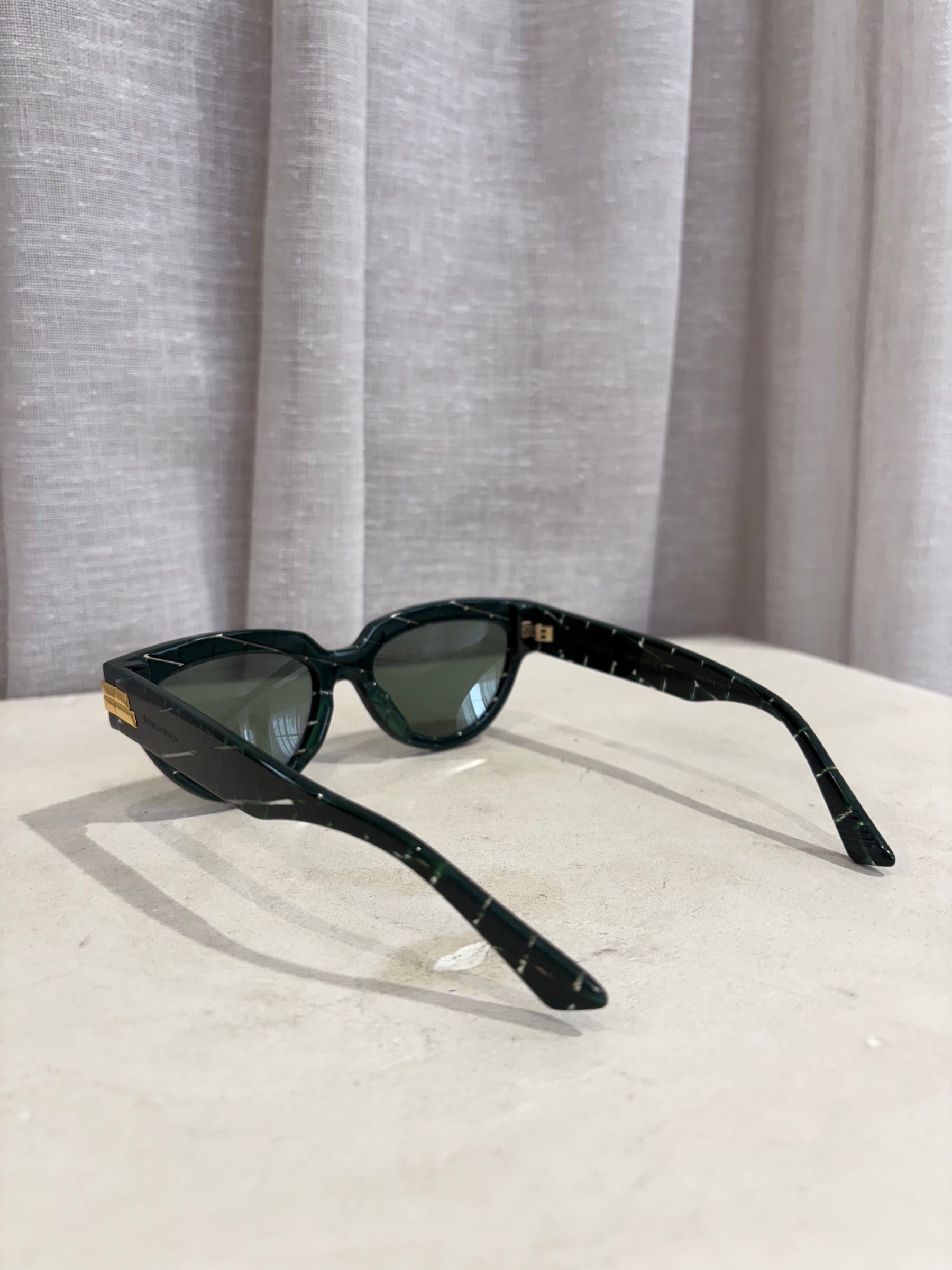 Bottega Veneta Dark Green Cat Eye Sunglasses