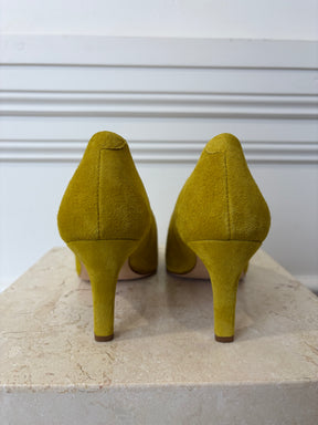 Camilla and Marc Chartreuse Suede Pointed Pump, 40