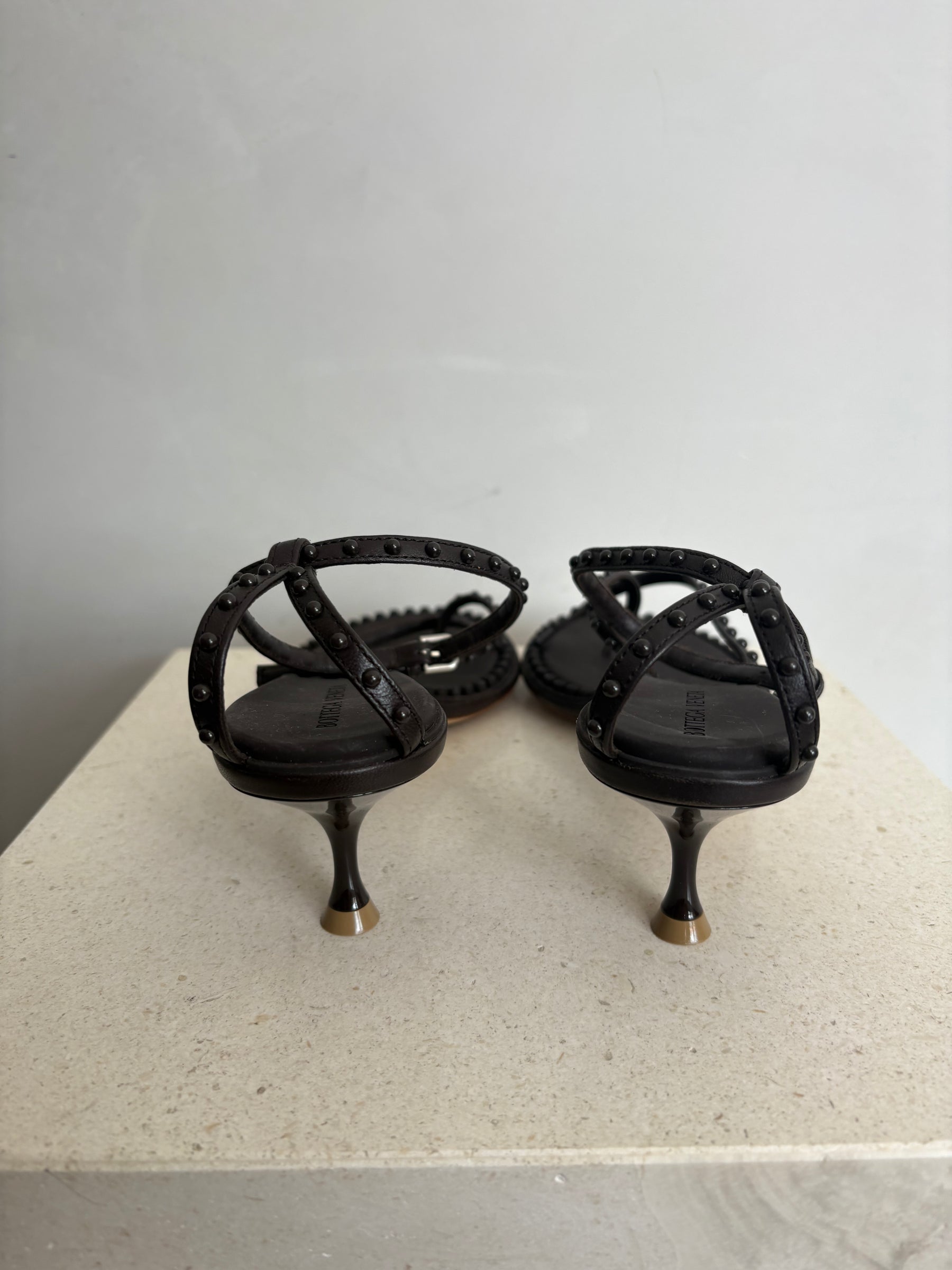 Bottega Veneta Chocolate Leather Studded Strappy Kitten Heels, 40