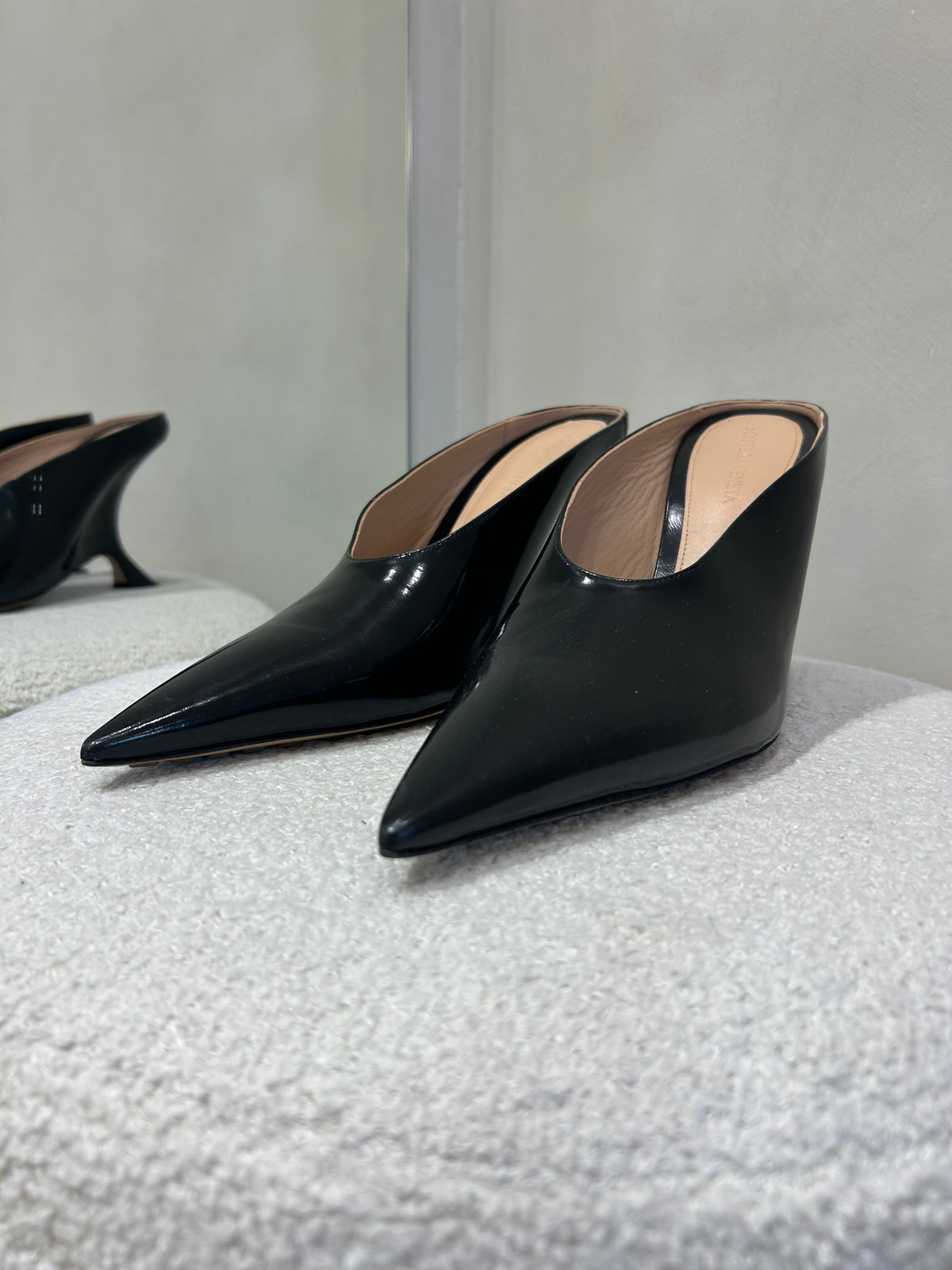 Bottega Veneta Rocket Mule In Black, 40