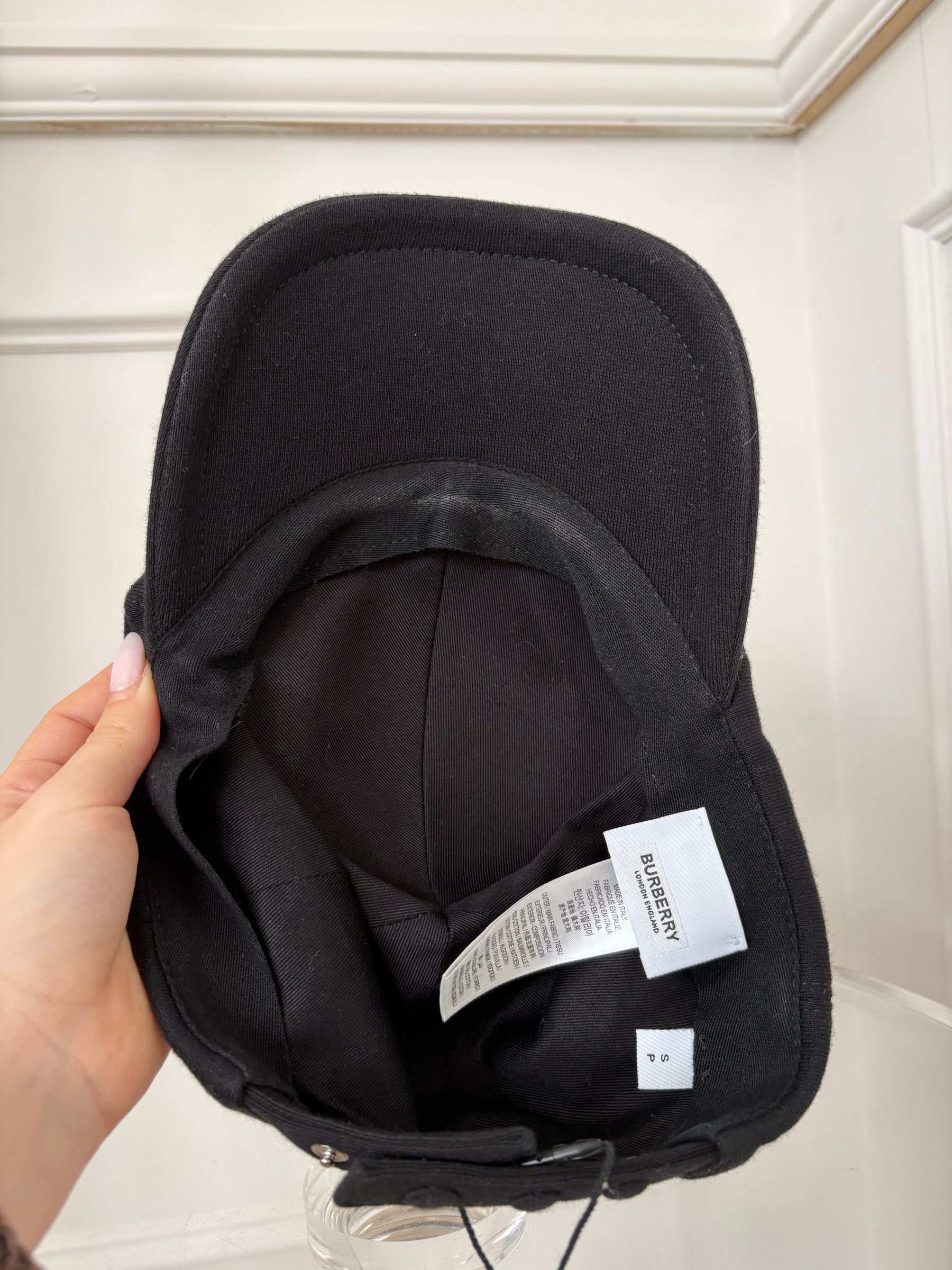 Burberry Black and White Logo Cap, S
