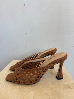 L'Agence Jacques Mules In Sand, 37