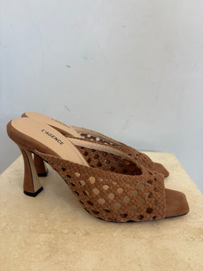 L'Agence Jacques Mules In Sand, 37