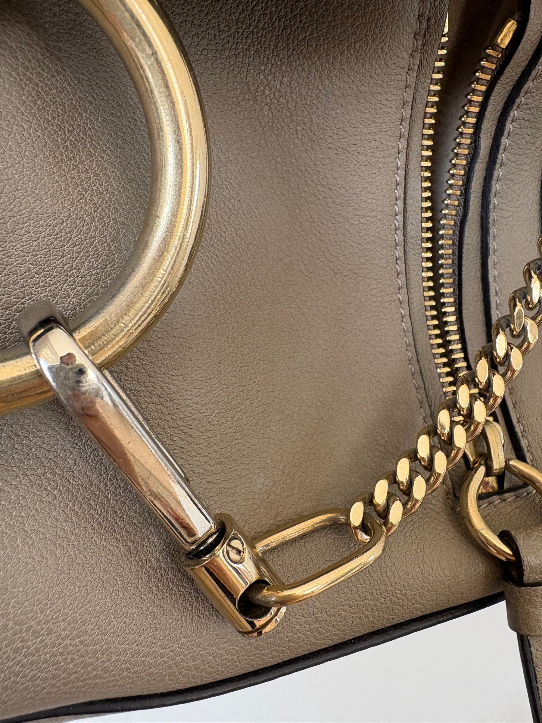 Chloé Small Faye Day Bag In Taupe