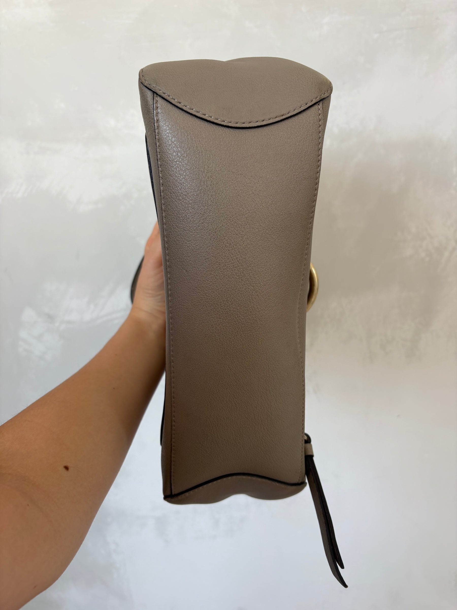Chloé Small Faye Day Bag In Taupe