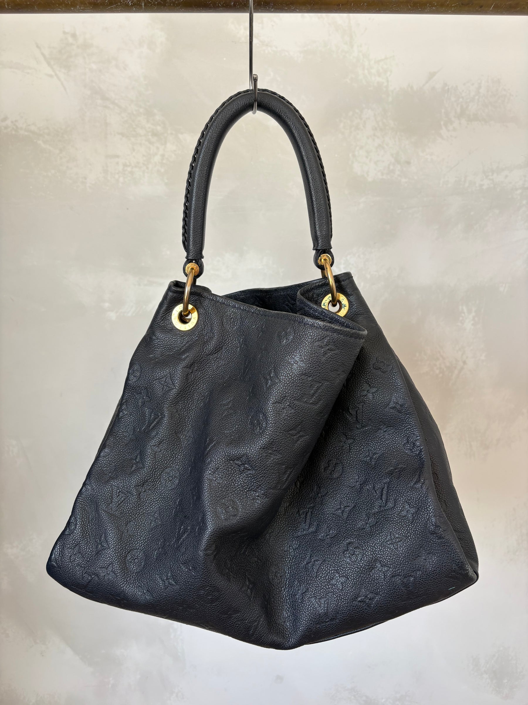 Louis Vuitton Navy Empreinte Leather Artsy Bag,