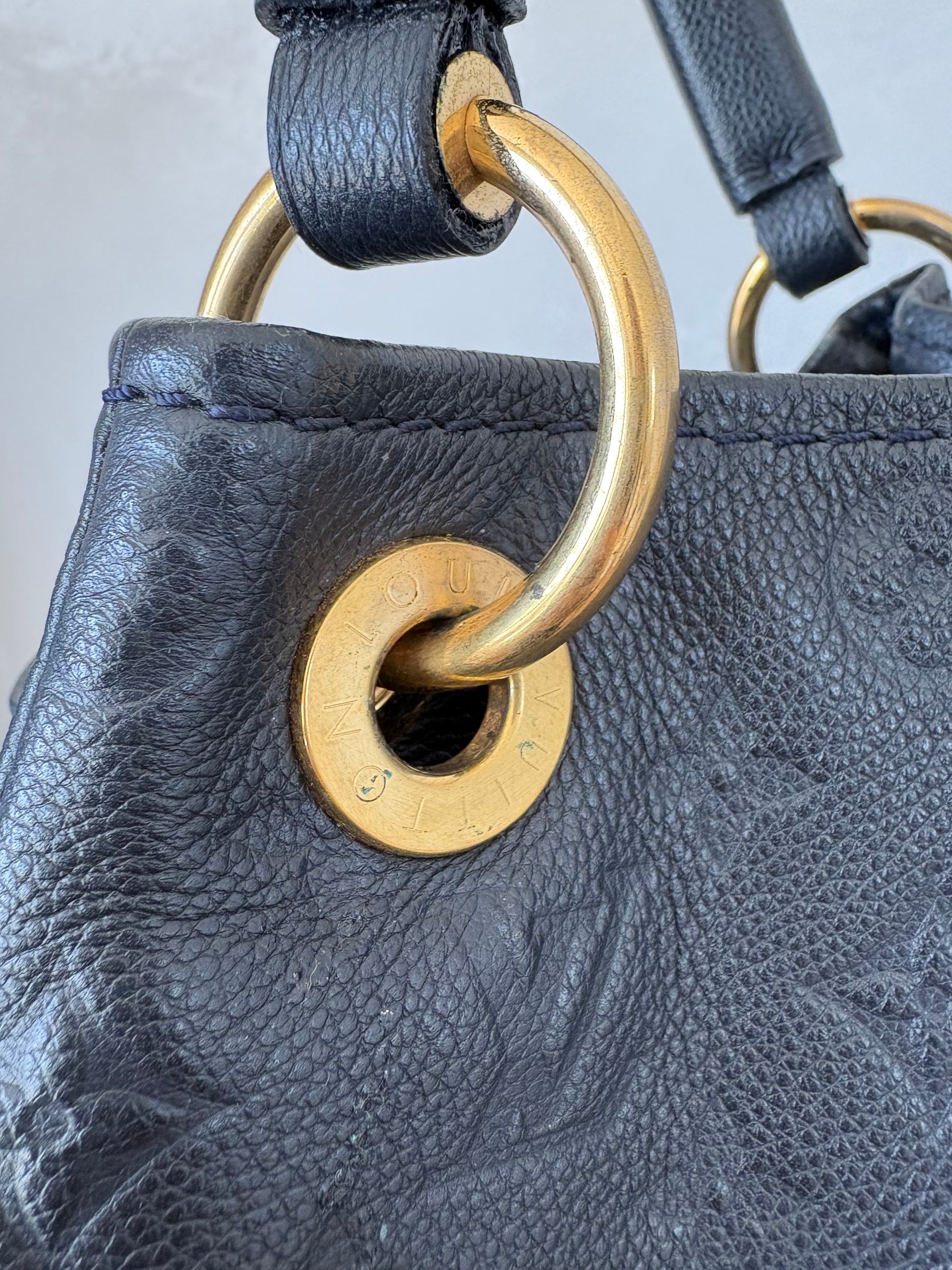 Louis Vuitton Navy Empreinte Leather Artsy Bag,