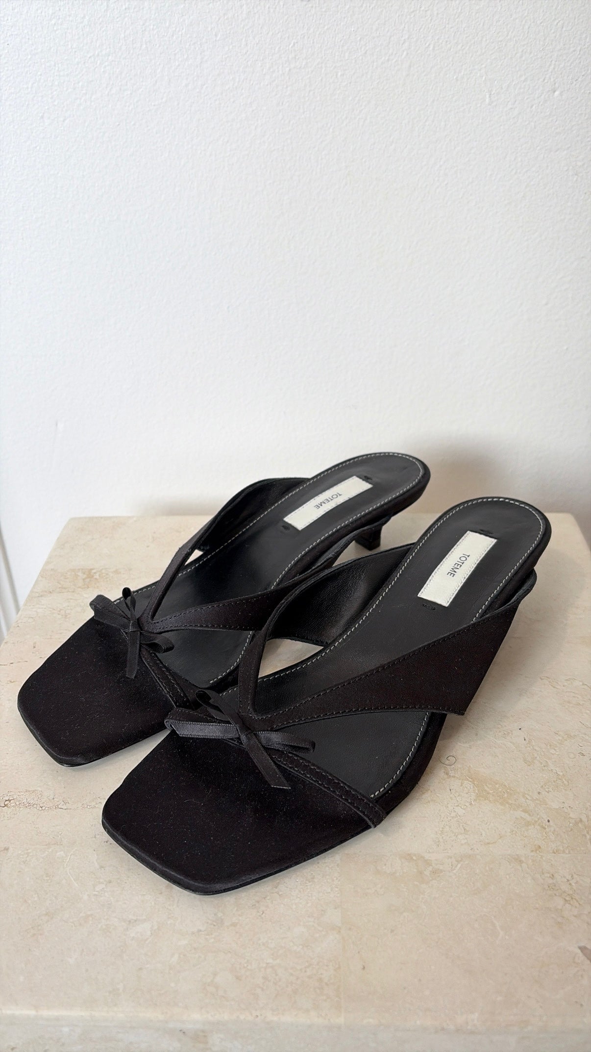 Toteme Bow Detail Satin Mules Black, 37