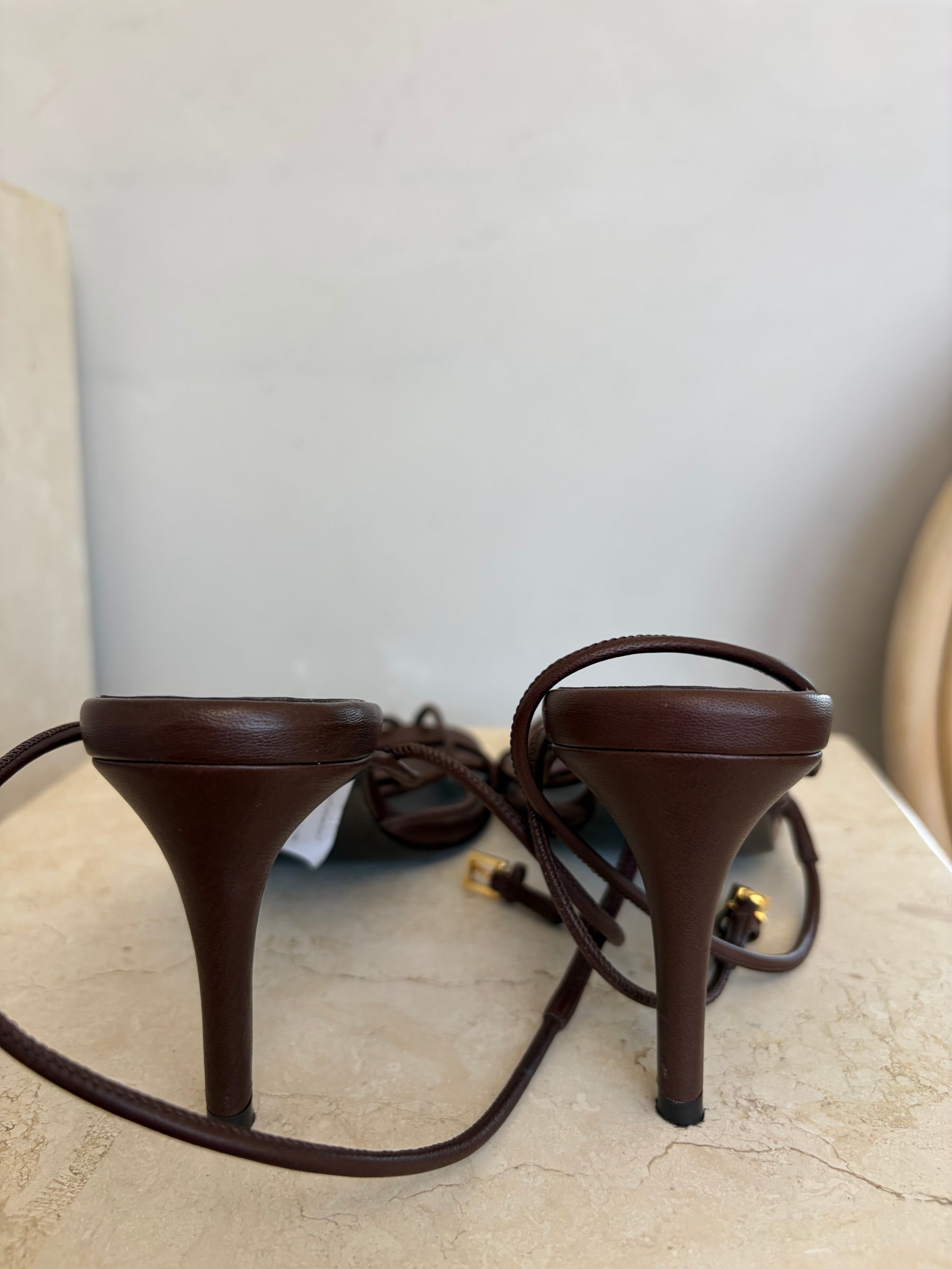 Khaite Loulou 75 Leather Sandals Brown, 37